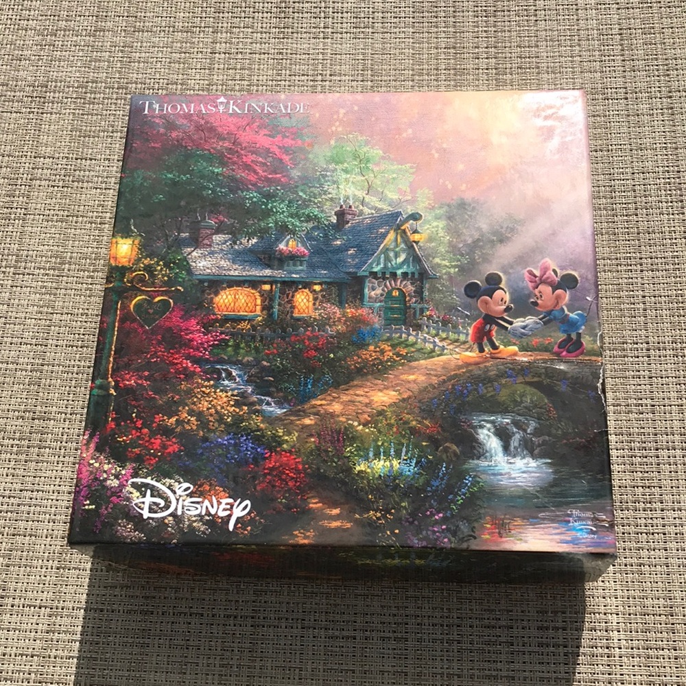 🌸750 piece Disney puzzle